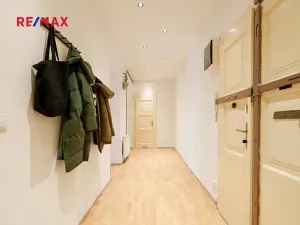 Prodej bytu 3+kk, Praha - Holešovice, Schnirchova, 87 m2