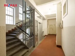 Prodej bytu 3+kk, Praha - Holešovice, Schnirchova, 87 m2