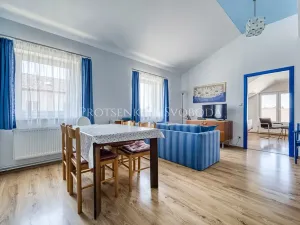 Prodej ubytování, Batelov, Třešťská, 490 m2