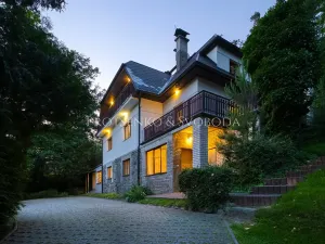 Prodej ubytování, Mnichovice, Nad rybníkem, 312 m2