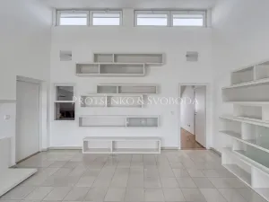 Prodej vícegeneračního domu, Křižanov, Benešovo náměstí, 530 m2