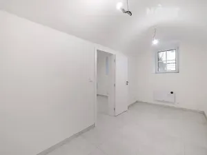 Prodej bytu 2+kk, Praha - Vysočany, Kolmá, 23 m2