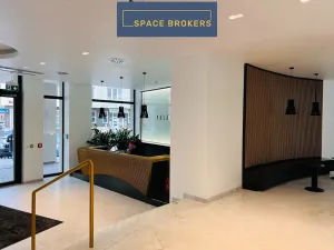 Pronájem kanceláře, Praha, Křižíkova, 550 m2