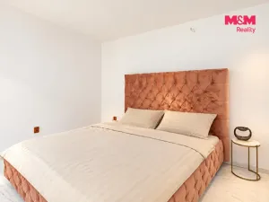 Prodej bytu 4+kk, Klatovy - Klatovy III, Husovo náměstí, 78 m2
