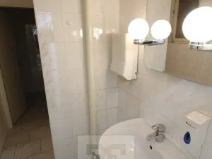 Pronájem kanceláře, Praha - Nové Město, Senovážné náměstí, 22 m2