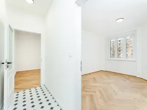 Prodej bytu 2+kk, Praha - Vršovice, Oblouková, 58 m2