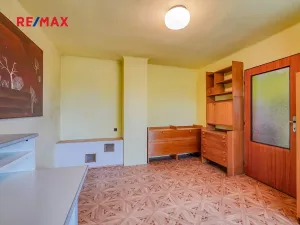 Prodej rodinného domu, Vrčeň, 437 m2