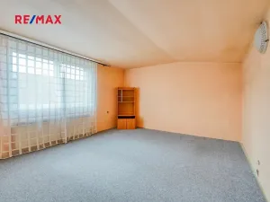 Prodej rodinného domu, Vrčeň, 437 m2