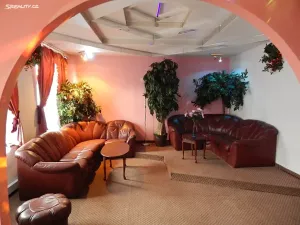 Prodej vícegeneračního domu, Kraslice, 400 m2