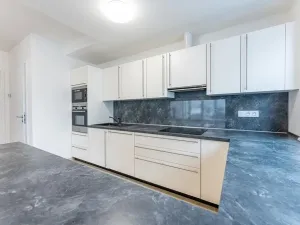 Pronájem bytu 4+kk, Praha - Veleslavín, Pod dvorem, 106 m2