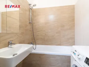 Prodej bytu 4+1, Praha - Háje, Květnového vítězství, 96 m2