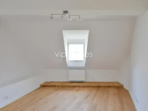 Pronájem bytu 5+1, Praha - Malá Strana, Říční, 189 m2