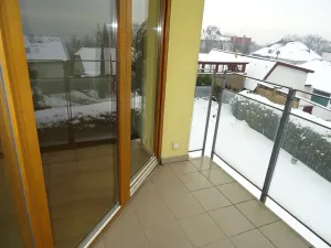 Pronájem bytu 1+kk, Praha, Prosecká, 42 m2