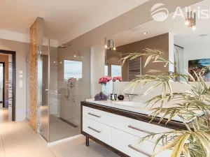 Pronájem atypického bytu, Brno, Majdalenky, 200 m2