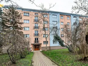 Pronájem bytu 3+kk, Praha - Strašnice, Nučická, 69 m2