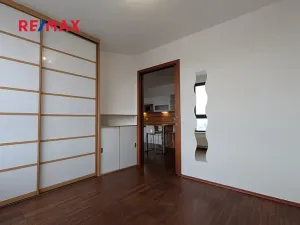 Pronájem bytu 2+kk, Praha - Stodůlky, Jeremiášova, 47 m2