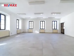 Prodej obchodního prostoru, Králíky, 5. května, 519 m2