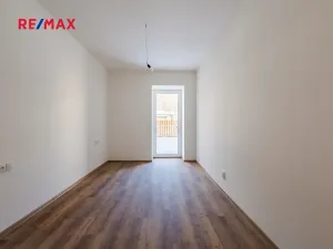 Prodej bytu 2+kk, Svoboda nad Úpou, Nádražní, 56 m2