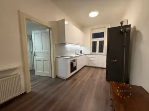 Pronájem bytu 2+1, Praha - Libeň, Drahobejlova, 67 m2