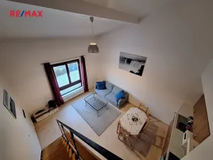 Pronájem bytu 2+kk, Hostivice, Za Mlýnem, 45 m2