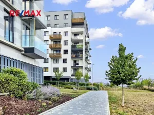 Pronájem bytu 2+kk, Praha - Dolní Měcholupy, Honzíkova, 55 m2