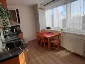 Pronájem bytu 2+1, Luštěnice, 53 m2