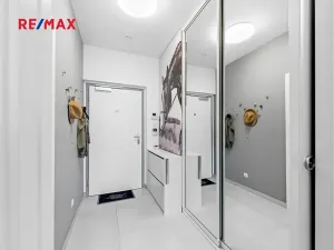 Prodej bytu 3+kk, Praha - Hrdlořezy, Učňovská, 71 m2