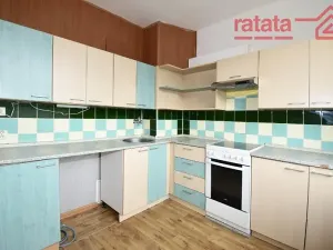 Pronájem bytu 2+1, Chomutov, Holešická, 62 m2