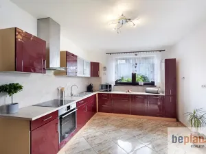 Prodej rodinného domu, Květnice, V Zelených, 300 m2