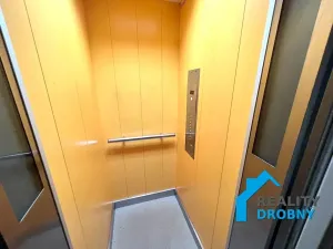 Pronájem bytu 2+1, Děčín, Severní, 50 m2