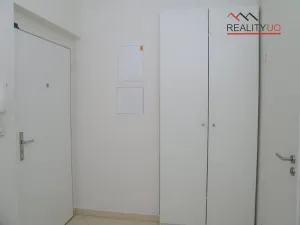 Prodej bytu 1+kk, Praha - Zličín, Sazovická, 37 m2