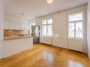 Pronájem bytu 2+kk, Praha - Staré Město, Na Perštýně, 73 m2