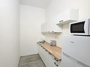 Pronájem kanceláře, Praha - Nové Město, Opletalova, 94 m2