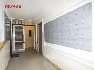 Prodej bytu 3+1, Praha - Nusle, K podjezdu, 60 m2