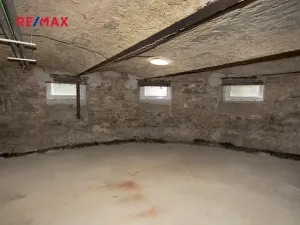 Prodej činžovního domu, Ústí nad Labem, náměstí Prokopa Velikého, 576 m2