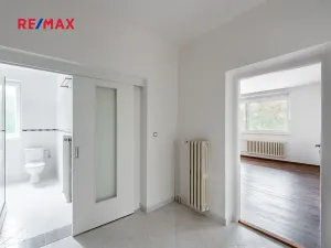 Prodej komerční nemovitosti, Měchenice, Hlavní, 330 m2