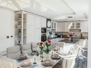 Prodej vily, Podstrana, Chorvatsko, 220 m2