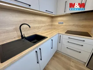 Prodej bytu 3+1, Ostrava - Zábřeh, Výškovická, 74 m2