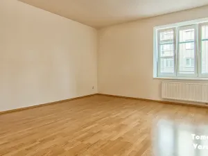 Pronájem bytu 2+1, Hradec Králové - Slezské Předměstí, Slavíčkova, 60 m2