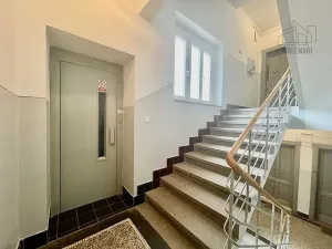 Pronájem bytu 2+kk, Praha - Žižkov, Radhošťská, 81 m2