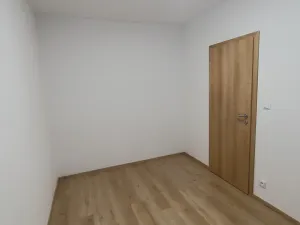 Pronájem bytu 3+kk, Praha - Vršovice, Taškentská, 57 m2