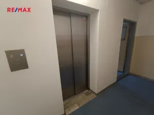 Pronájem bytu 3+kk, Praha - Vršovice, Taškentská, 57 m2