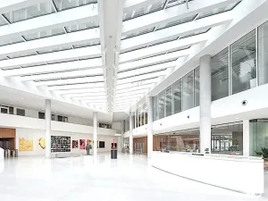 Pronájem kanceláře, Praha - Nusle, Pikrtova, 500 m2