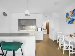 Prodej bytu 2+kk, Praha - Modřany, Vrátnická, 51 m2