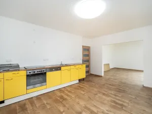 Pronájem bytu 2+1, Týnec nad Sázavou, U Janovického potoka, 70 m2