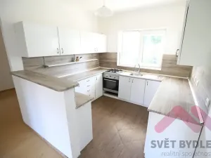 Pronájem rodinného domu, Vestec, Na Suchých, 142 m2