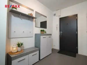 Pronájem bytu 2+kk, Praha - Stodůlky, Nušlova, 42 m2