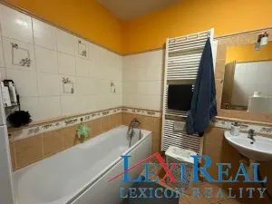 Prodej bytu 2+kk, Kozomín, 77 m2