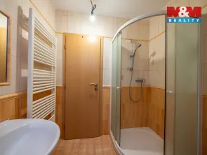 Prodej rodinného domu, Lechovice, 280 m2