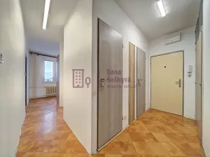 Pronájem bytu 2+1, Jindřichův Hradec, sídliště Vajgar, 62 m2